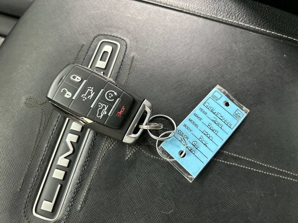 Used 2019 RAM 1500 Limited AWD/4WD image 12