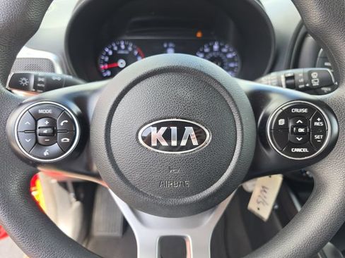 Used 2021 Kia Soul LX FWD image 36