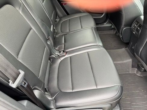 Used 2022 Ford Escape SEL w/ Technology Package FWD image 18