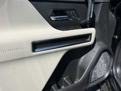 New 2026 GMC Hummer EV 4x4 Crew Cab image 14