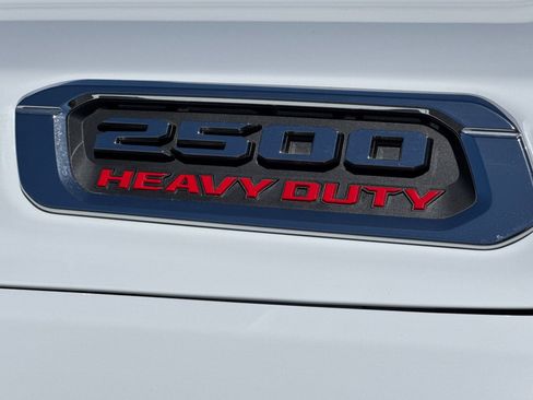 New 2026 RAM 2500 Tradesman w/ Chrome Appearance Group AWD/4WD image 23