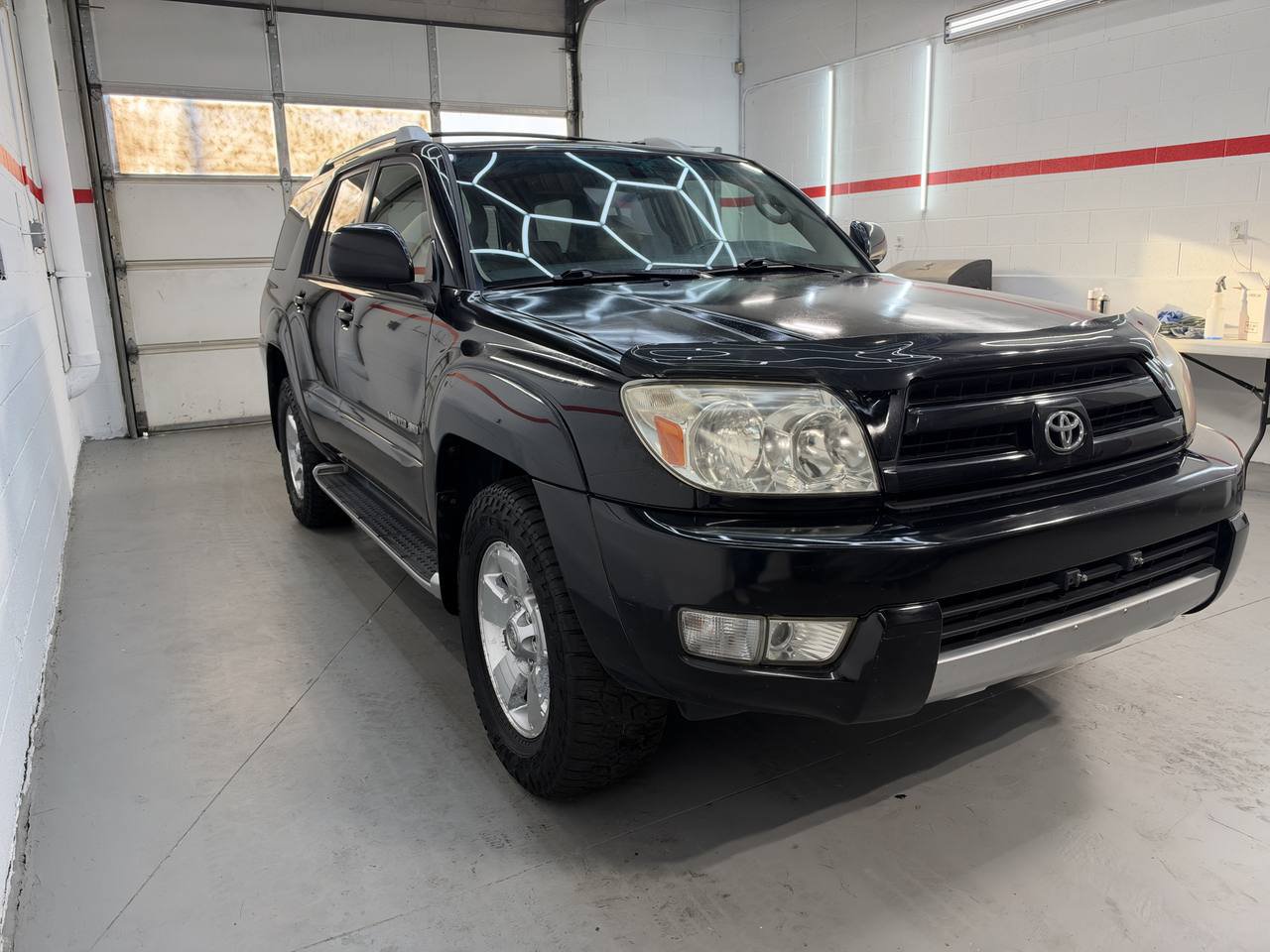 Used 2004 Toyota 4Runner Limited AWD/4WD image 10