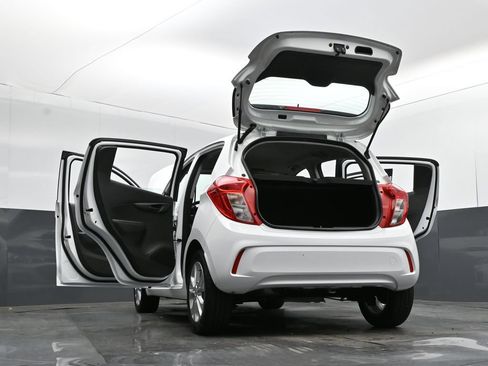 Used 2020 Chevrolet Spark LT FWD image 33