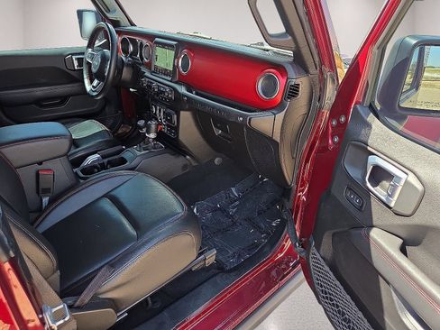 Used 2021 Jeep Wrangler Rubicon AWD/4WD image 13
