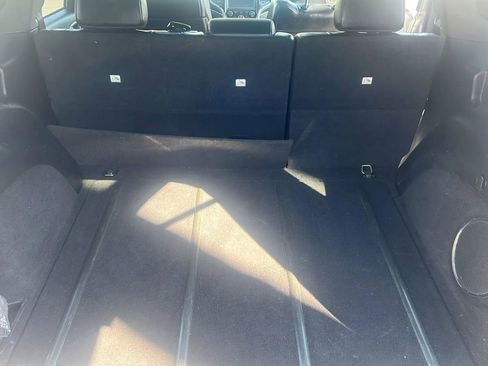 Used 2015 Jeep Grand Cherokee Limited w/ Luxury Group II image 16