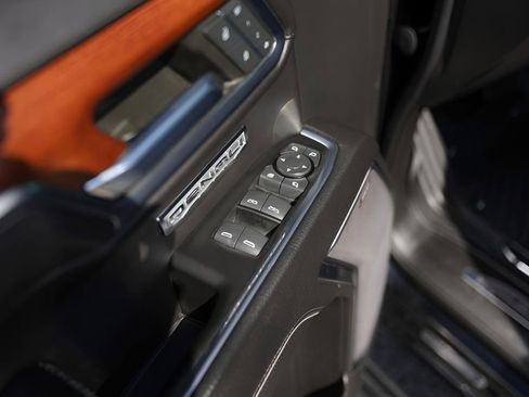 Used 2023 GMC Sierra 1500 Denali w/ Denali Reserve Package image 22