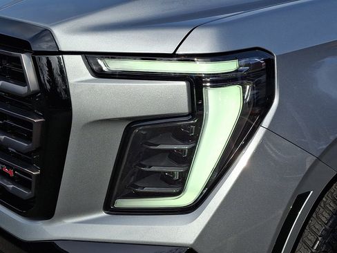 Used 2025 GMC Yukon AT4 Ultimate w/ LPO, Floor Liner Package image 9