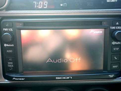 Used 2015 Scion tC Sports Coupe 6-Spd AT image 21