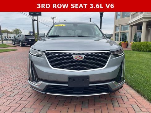 Used 2024 Cadillac XT6 Premium Luxury w/ Technology Package AWD/4WD image 3