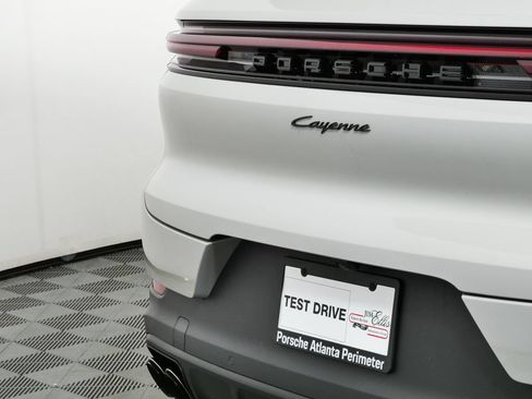 New 2026 Porsche Cayenne AWD/4WD image 37