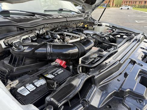 Used 2019 Ford F250 XLT w/ XLT Premium Package image 58