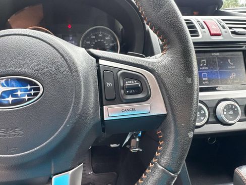 Used 2017 Subaru Crosstrek 2.0i Premium w/ Moonroof Package AWD/4WD image 24