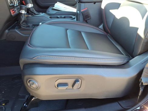 New 2026 Jeep Wrangler Unlimited Rubicon image 16