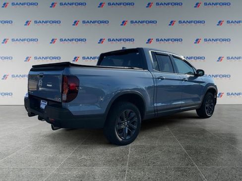 Used 2023 Honda Ridgeline Sport image 5
