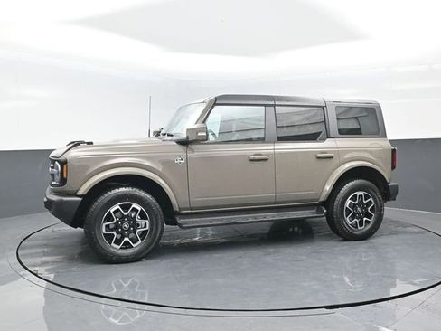 New 2025 Ford Bronco Outer Banks image 4