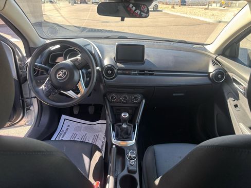 Used 2018 Toyota Yaris iA image 7