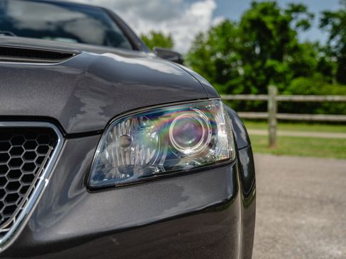 Used 2009 Pontiac G8 GT w/ Premium Package RWD image 40