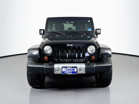 Used 2013 Jeep Wrangler Unlimited Sahara w/ Dual Top Group AWD/4WD image 2