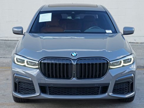 Used 2022 BMW 740i w/ M Sport Package RWD image 52