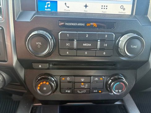 Used 2018 Ford F150 XLT w/ Equipment Group 301A Mid RWD image 22