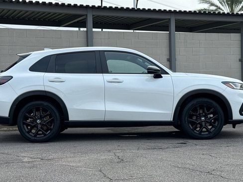 Certified 2023 Honda HR-V Sport image 6