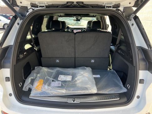 New 2026 Jeep Grand Cherokee L Summit image 33