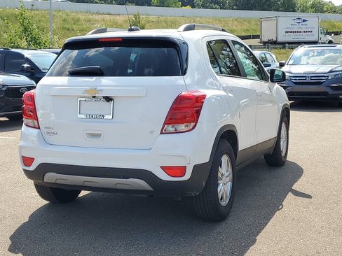 Used 2018 Chevrolet Trax LT FWD image 3