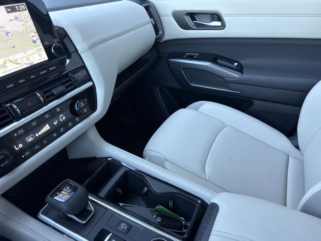 Certified 2025 Nissan Pathfinder SL w/ Cargo Package AWD/4WD image 24