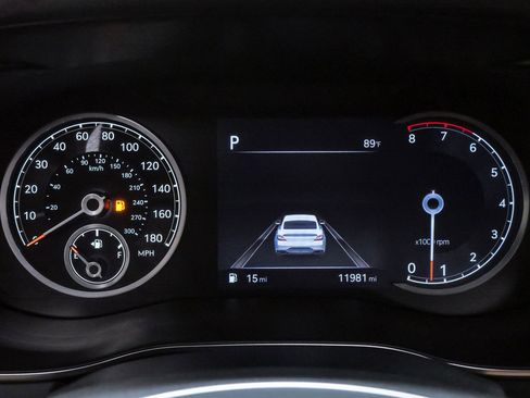 Certified 2022 Genesis G70 3.3T RWD image 22
