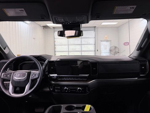 Used 2025 GMC Sierra 1500 Elevation w/ X31 Off-Road Package AWD/4WD image 23