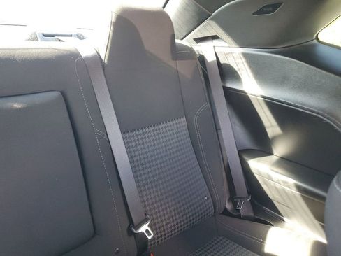 Used 2021 Dodge Challenger SXT image 14