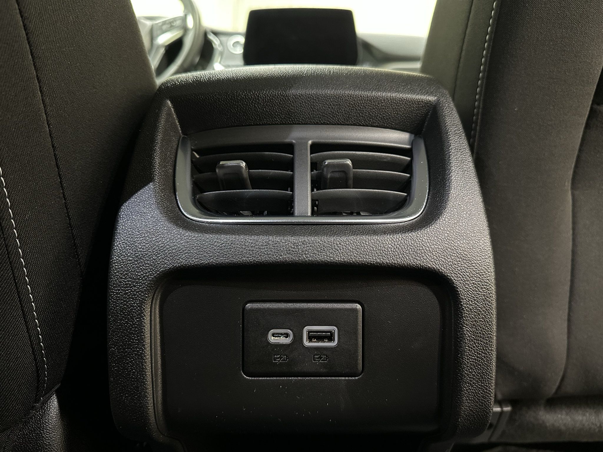Certified 2025 Chevrolet Blazer LT w/ Convenience Package FWD image 21