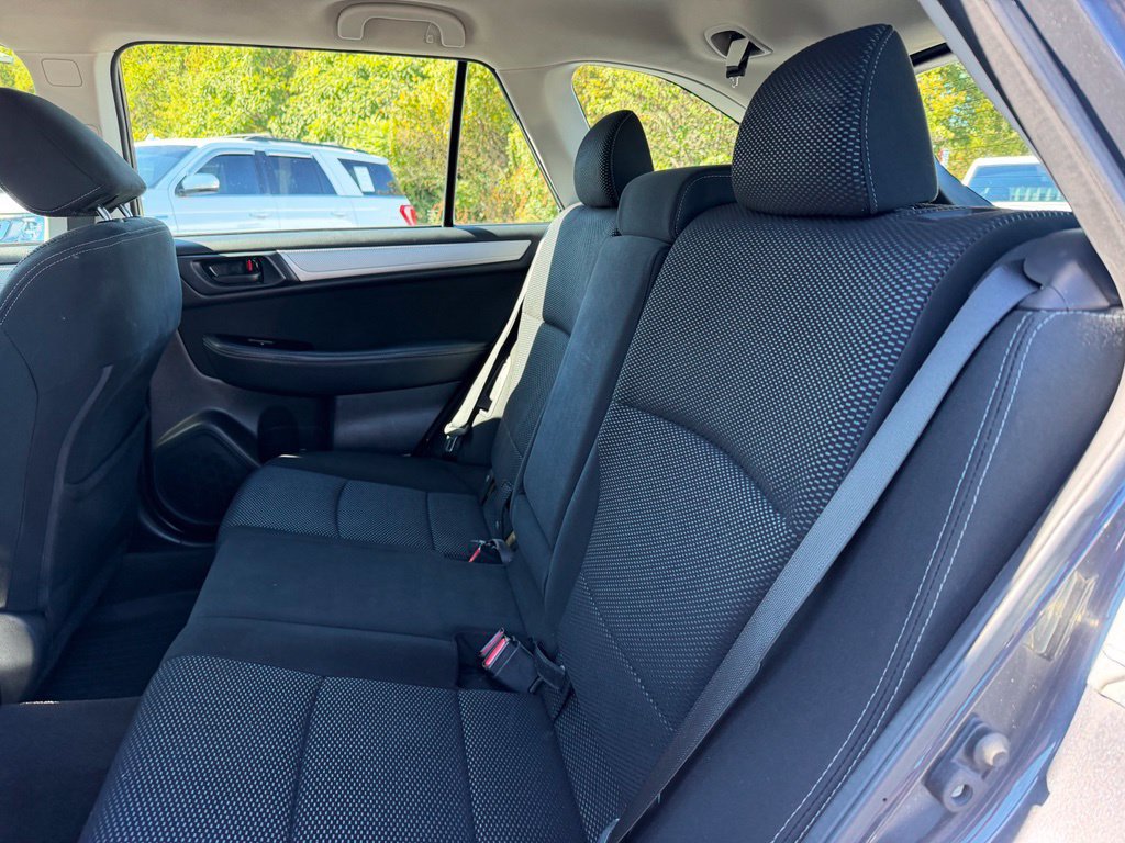 Used 2018 Subaru Outback 2.5i AWD/4WD image 22