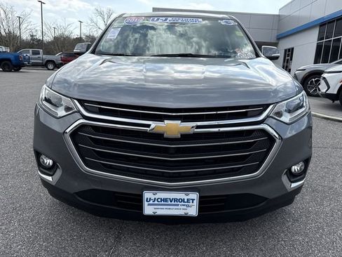 Used 2019 Chevrolet Traverse LT w/ LT Premium Package image 8