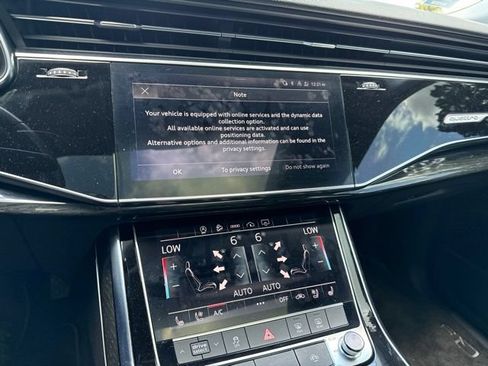 Used 2021 Audi Q8 Premium Plus w/ Premium Plus Package AWD/4WD image 12