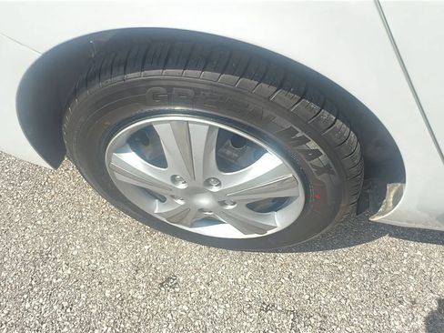 Used 2018 Hyundai Accent SE FWD image 30