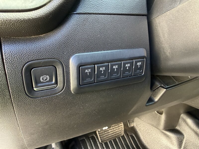 Used 2021 GMC Sierra 2500 4x4 Regular Cab w/ Convenience Package image 38