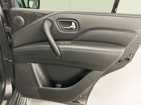 Used 2024 INFINITI QX80 Luxe AWD/4WD image 34