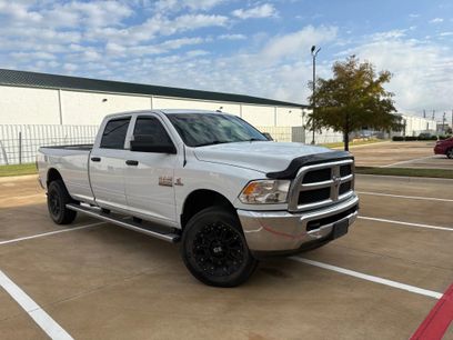 Used 2018 RAM 2500 Tradesman w/ Chrome Appearance Group