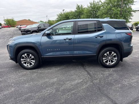 Used 2026 Chevrolet Equinox LT w/ Convenience Package II FWD image 6