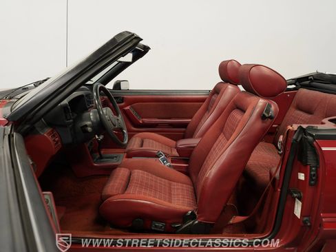 Used 1988 Ford Mustang GT image 3