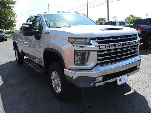 Used 2020 Chevrolet Silverado 2500 LTZ w/ LTZ Convenience Package AWD/4WD image 9