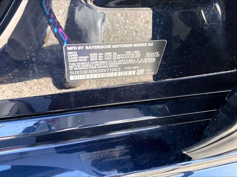 Used 2025 BMW X6 xDrive40i w/ Executive Package image 34