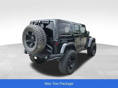 Used 2014 Jeep Wrangler Unlimited Rubicon w/ Connectivity Group AWD/4WD image 2