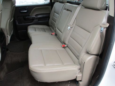 Used 2015 GMC Sierra 2500 Denali w/ Driver Alert Package image 31