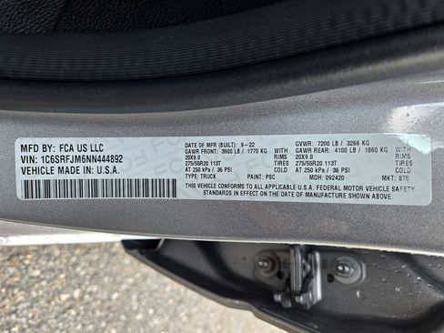 Used 2022 RAM 1500 Laramie AWD/4WD image 31