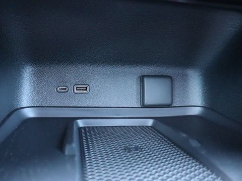 New 2027 Chevrolet Traverse LT w/ Enhanced Driving Package AWD/4WD image 23