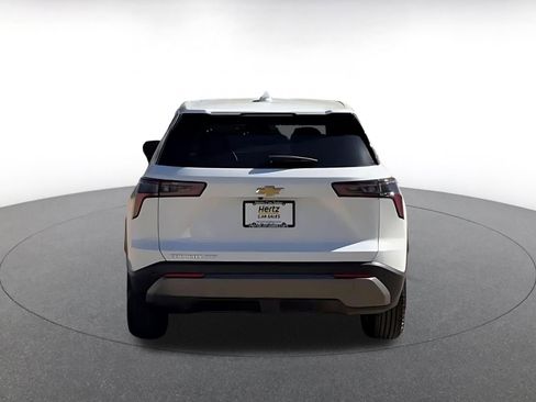 Used 2025 Chevrolet Equinox LT image 12