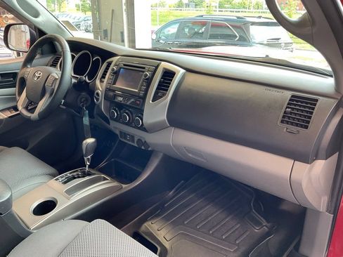 Used 2013 Toyota Tacoma 4x4 Double Cab w/ TRD Sport Pkg image 18