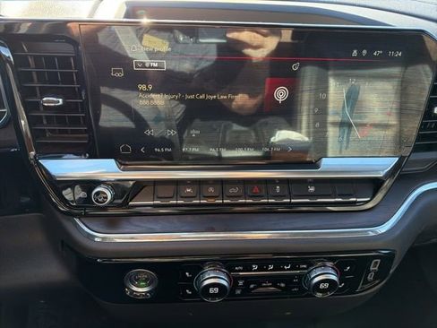 Used 2024 GMC Sierra 1500 SLT image 20